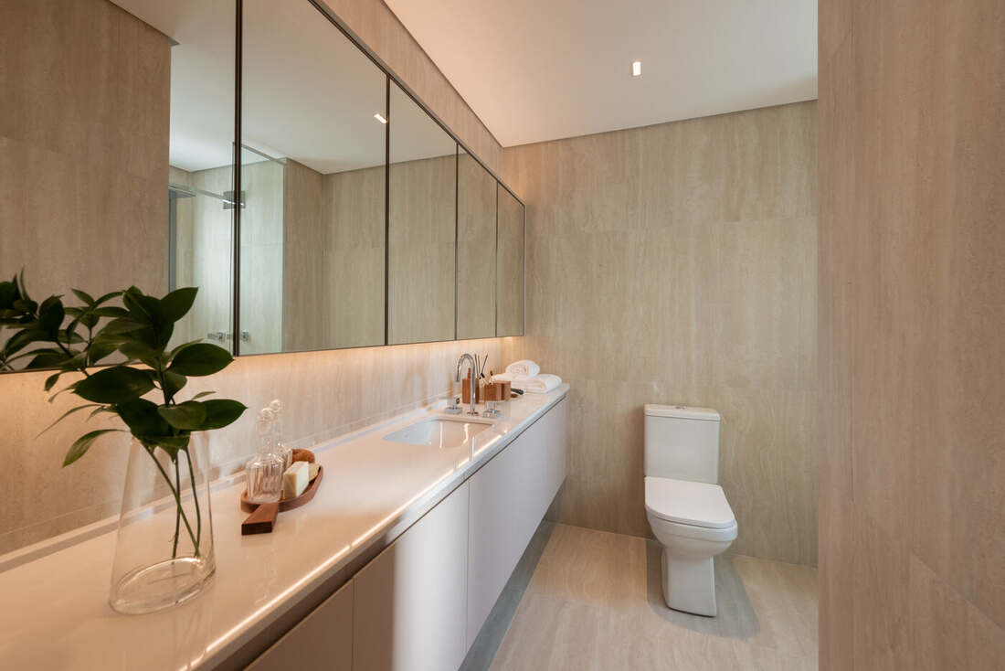 Banheiro 2 da suíte master do apartamento decorado de 268 m², Moná Mooca Residences
